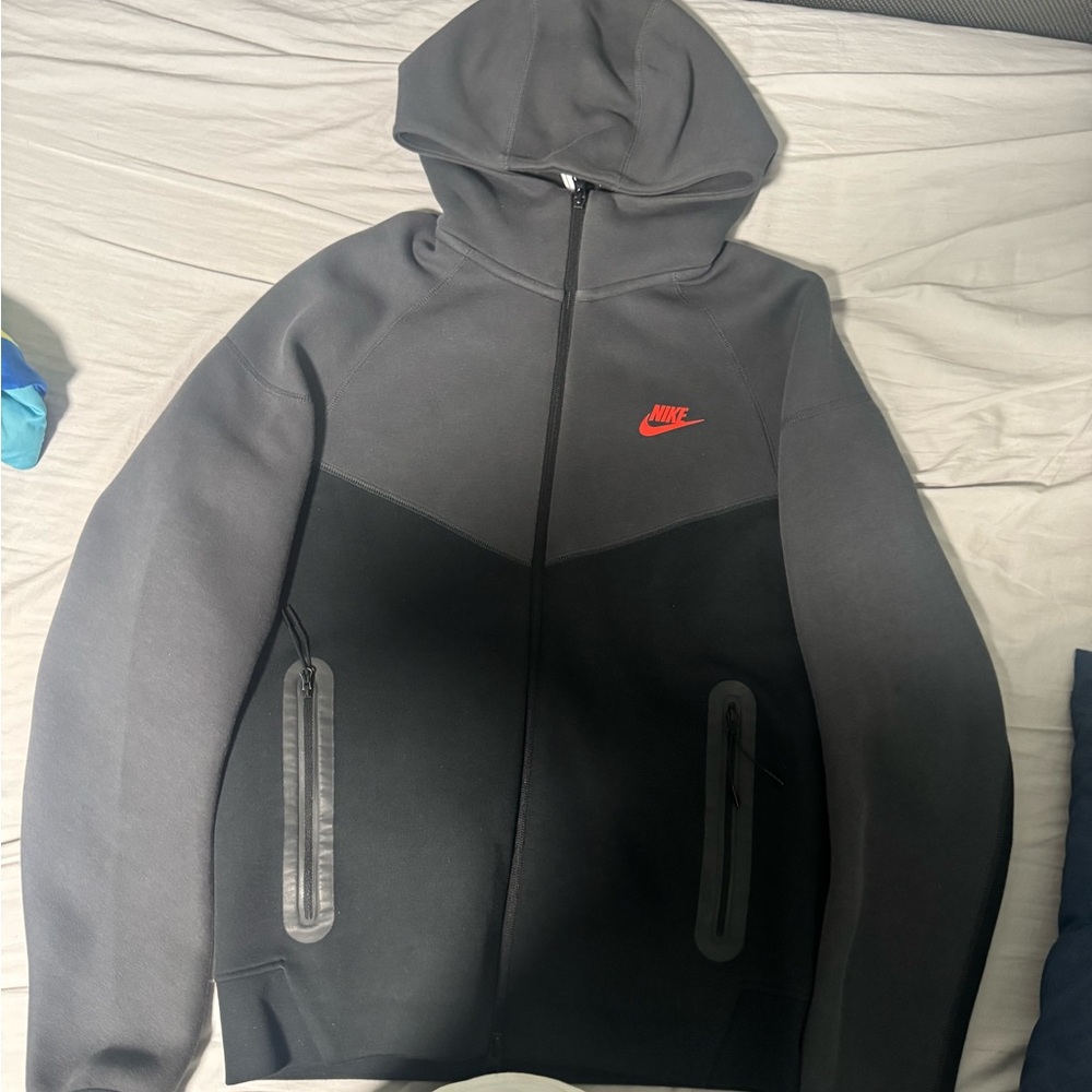 Nike Men's Charcoal and Black Performance Jacket